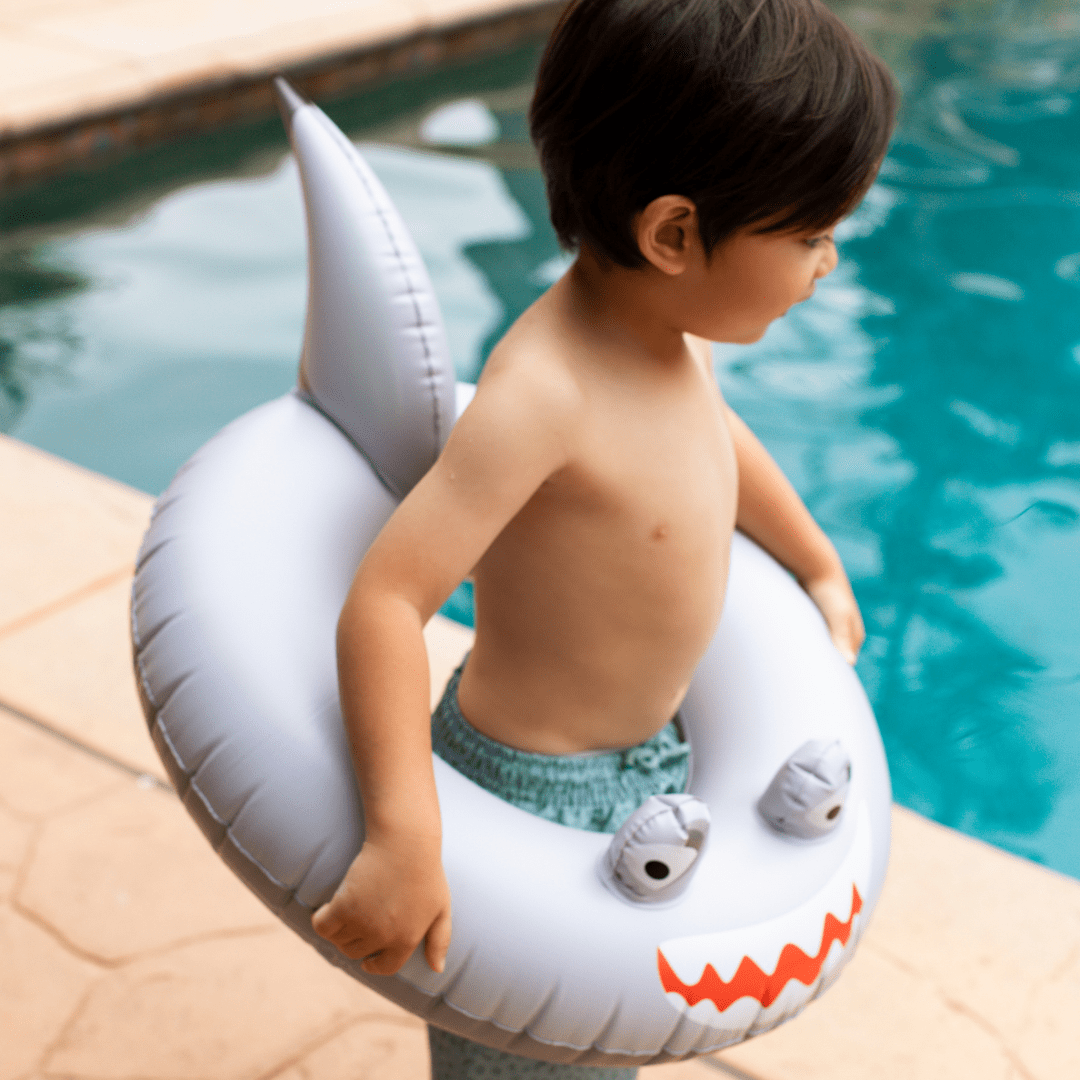 zwemband-55cm-haaien-swim-essentials-1
