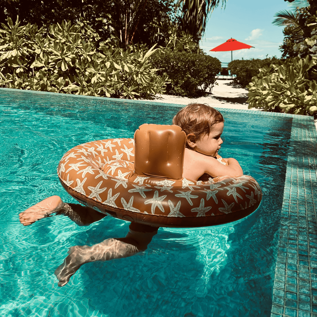 baby-float-sea-star-swim-essentials-1