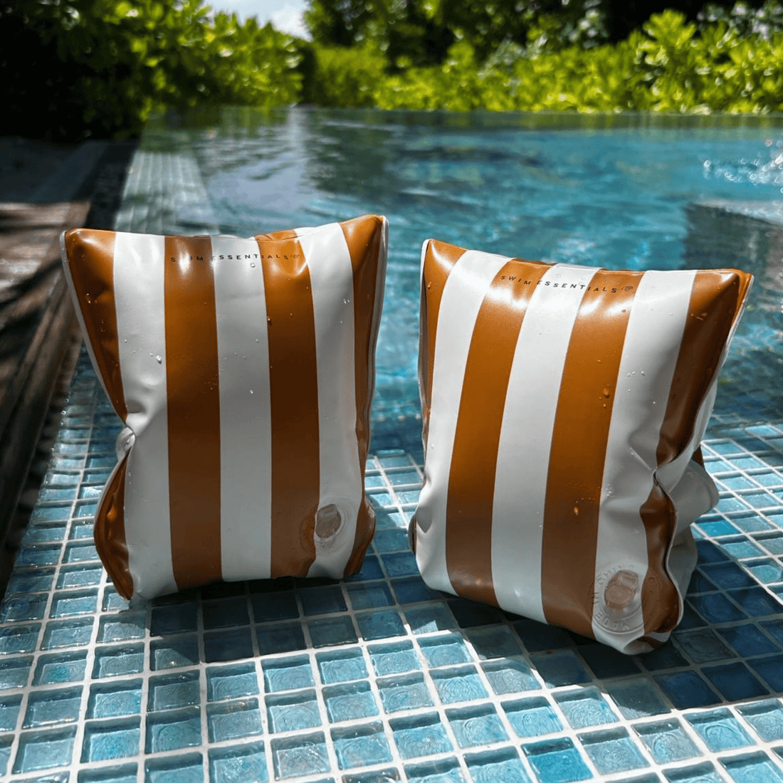 zwembandjes-0-2-jaar-flow-swim-essentials-1