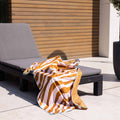 microvezel-handdoek-oranje-zebra-135x65-cm-swim-essentials-4