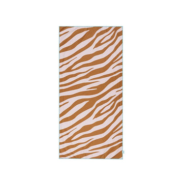 microvezel-handdoek-oranje-zebra-135x65-cm-swim-essentials-1