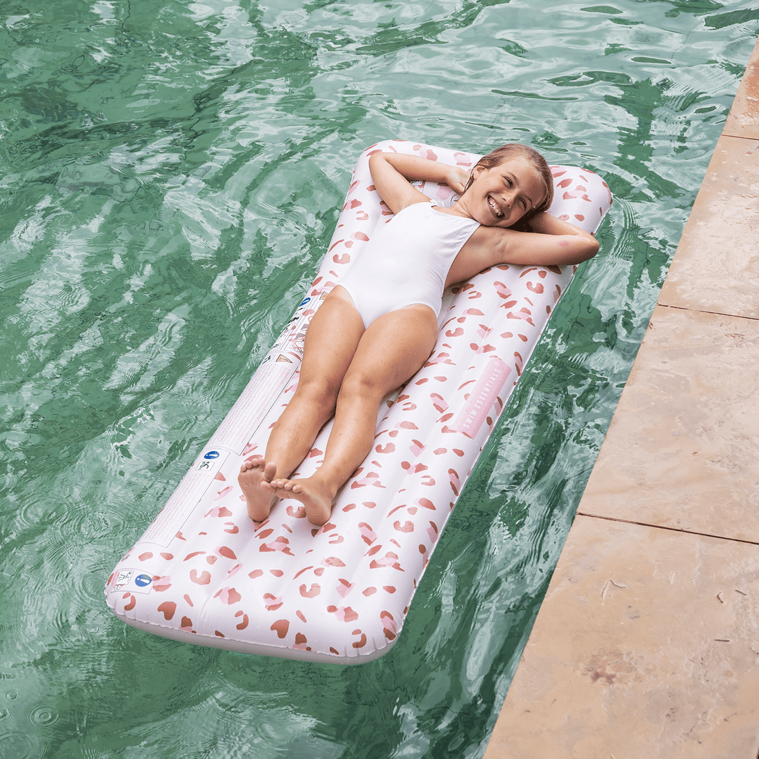 Luchtbed-luxe-panter-swim-essentials-1